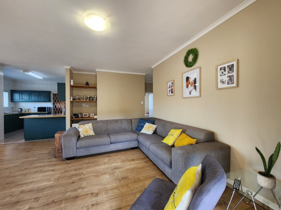 3 Bedroom Property for Sale in King George Park Western Cape